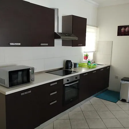 Perfect Tourist Accommodation In Bugibba Square! San Pawl il-Baħar Exterior photo